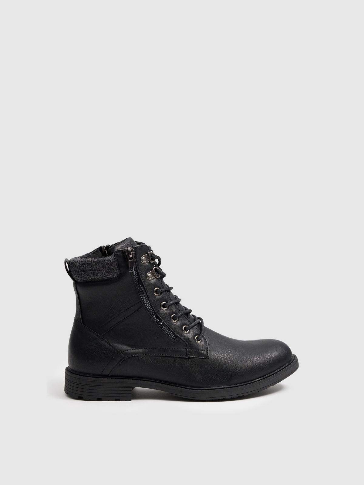 Black boot with zipper detail black Black boot with zipper detail black