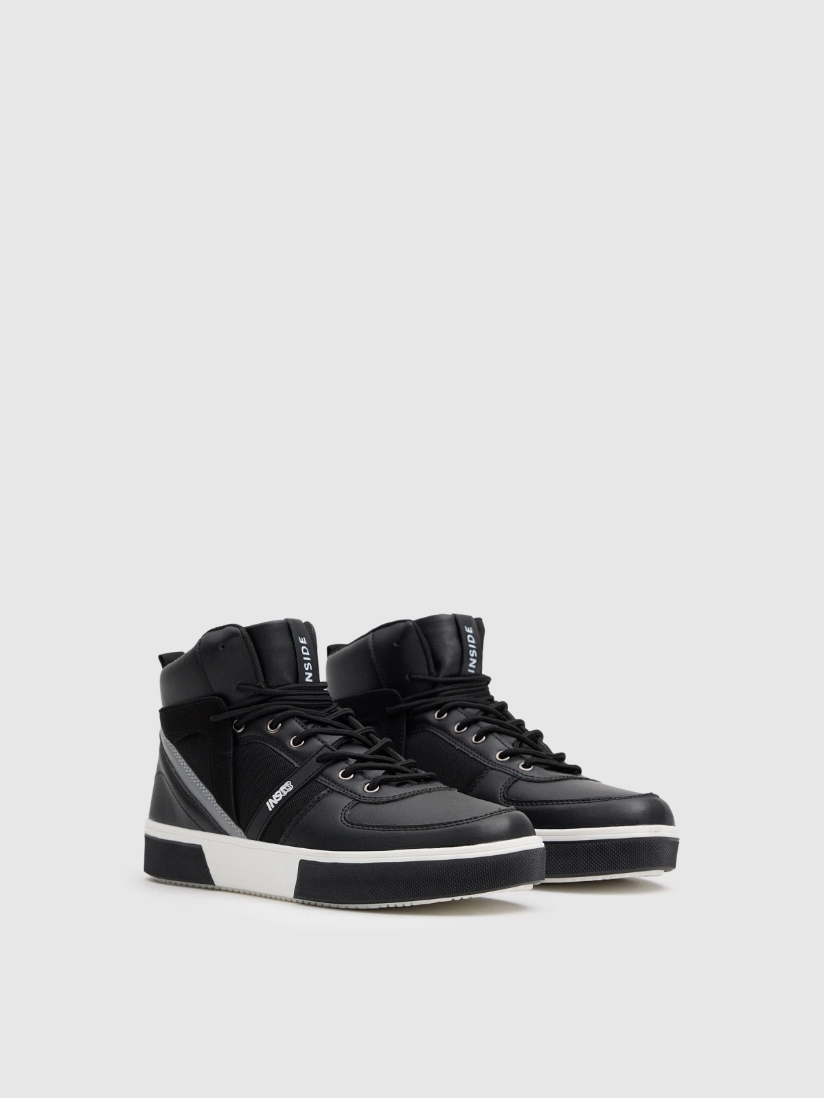 Black leather effect sports boots black 45º front view Black leather effect sports boots black 45º front view