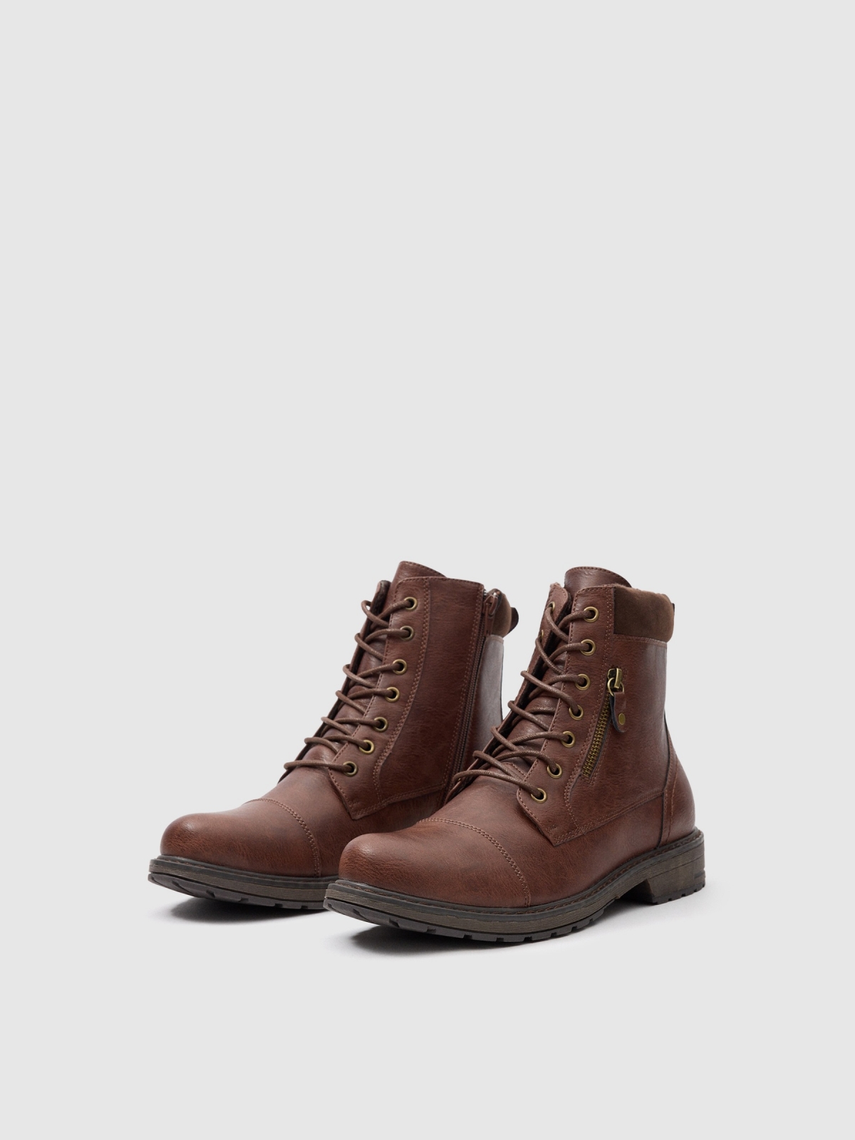 Leatherette boot with zip fastener brown 45º front view