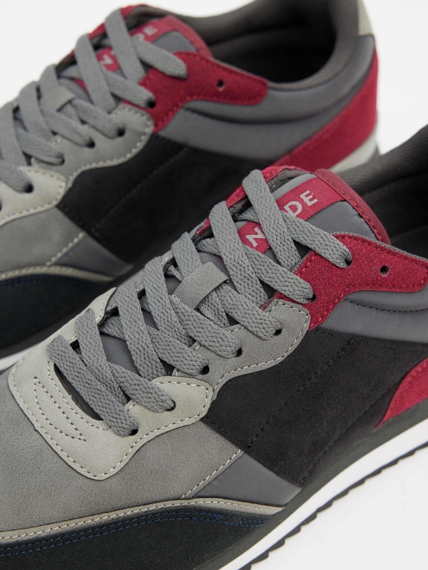 Tênis cinza com peças combinadas cinza Tênis cinza com peças combinadas cinza