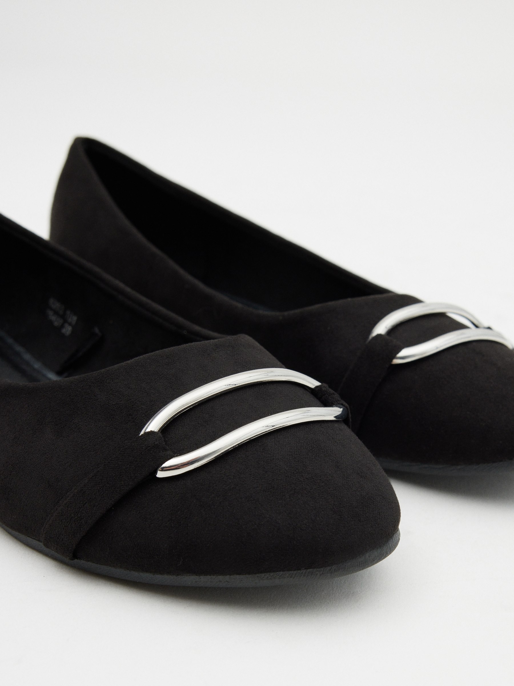 Basic ballerina with buckle black