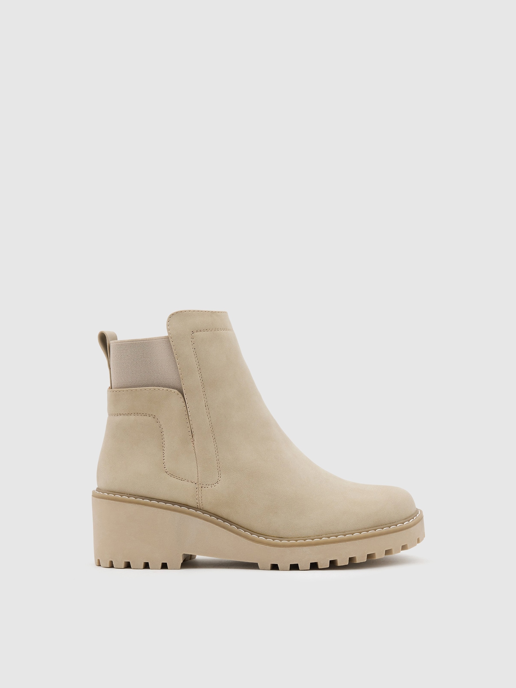 Wedge and elastic boots beige