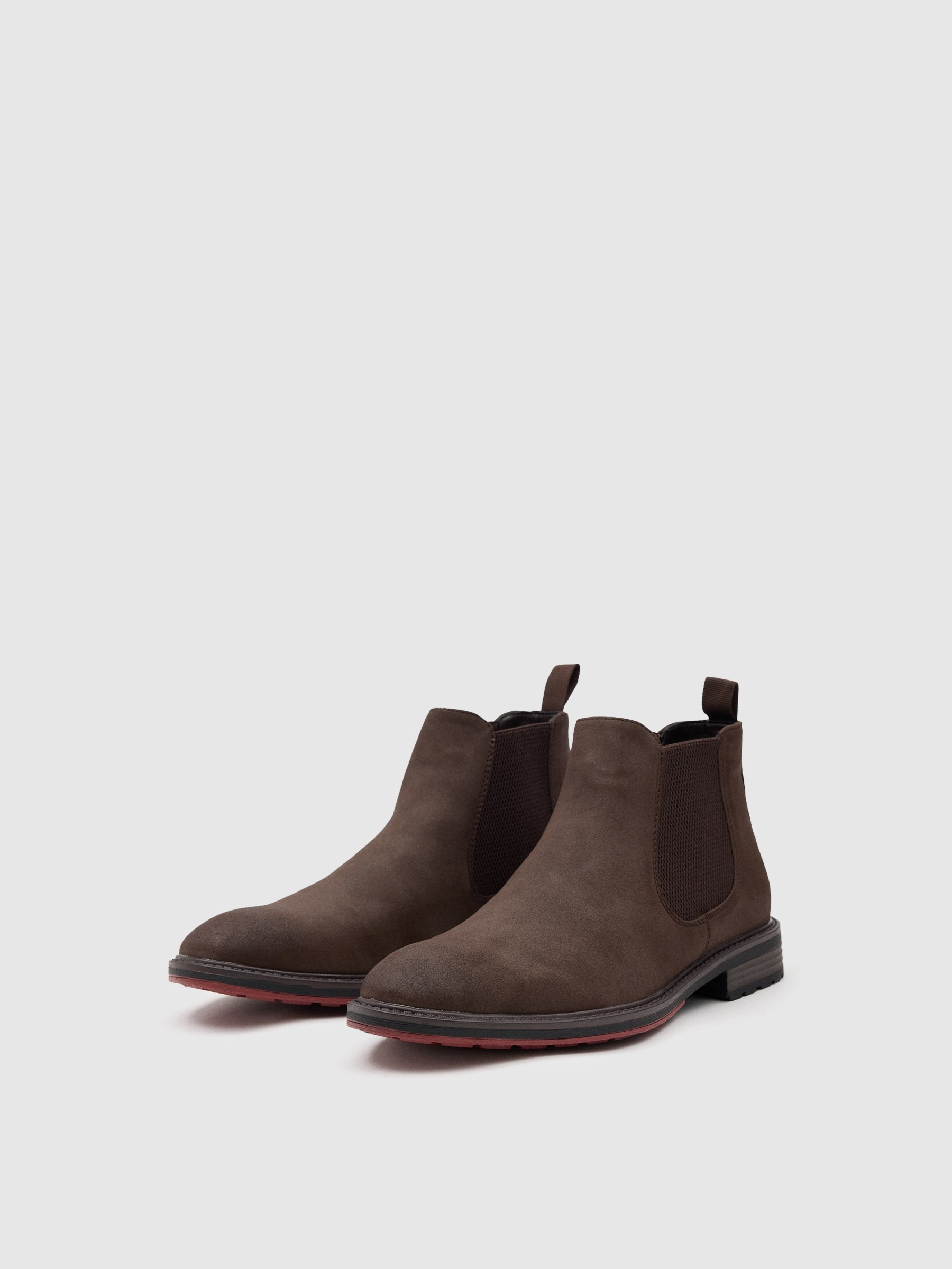 Classic ankle boots with elastic dark brown