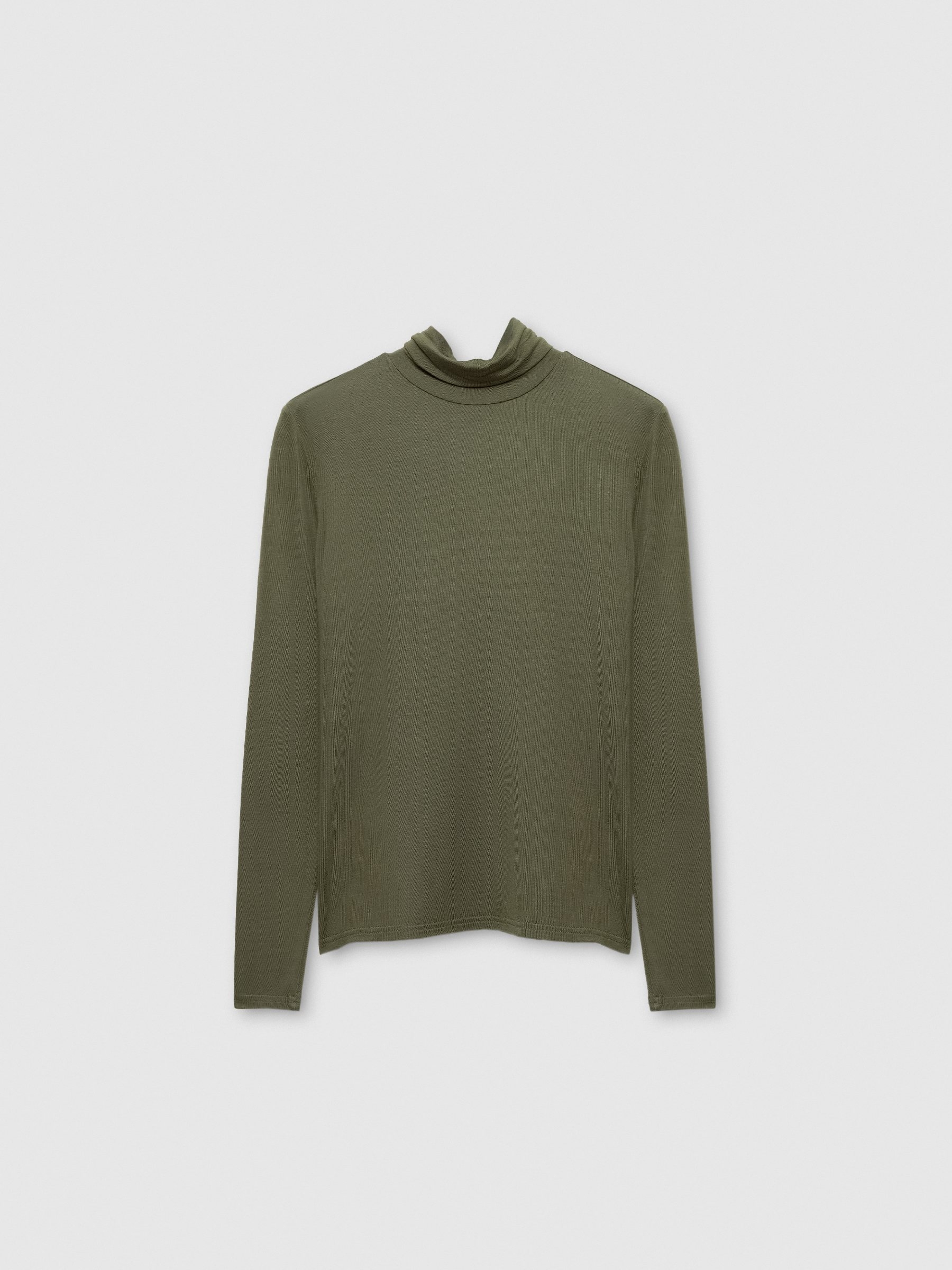  Camiseta slim cuello perkins kaki vista frontal