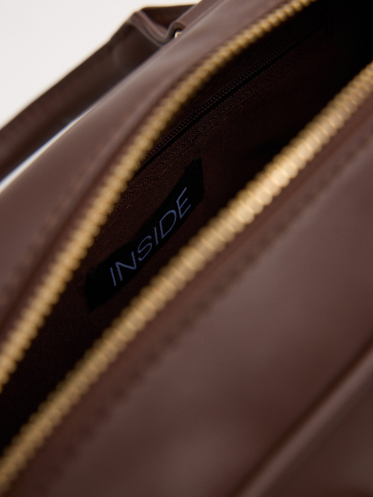 Bolso efecto piel marrón marrón vista interior