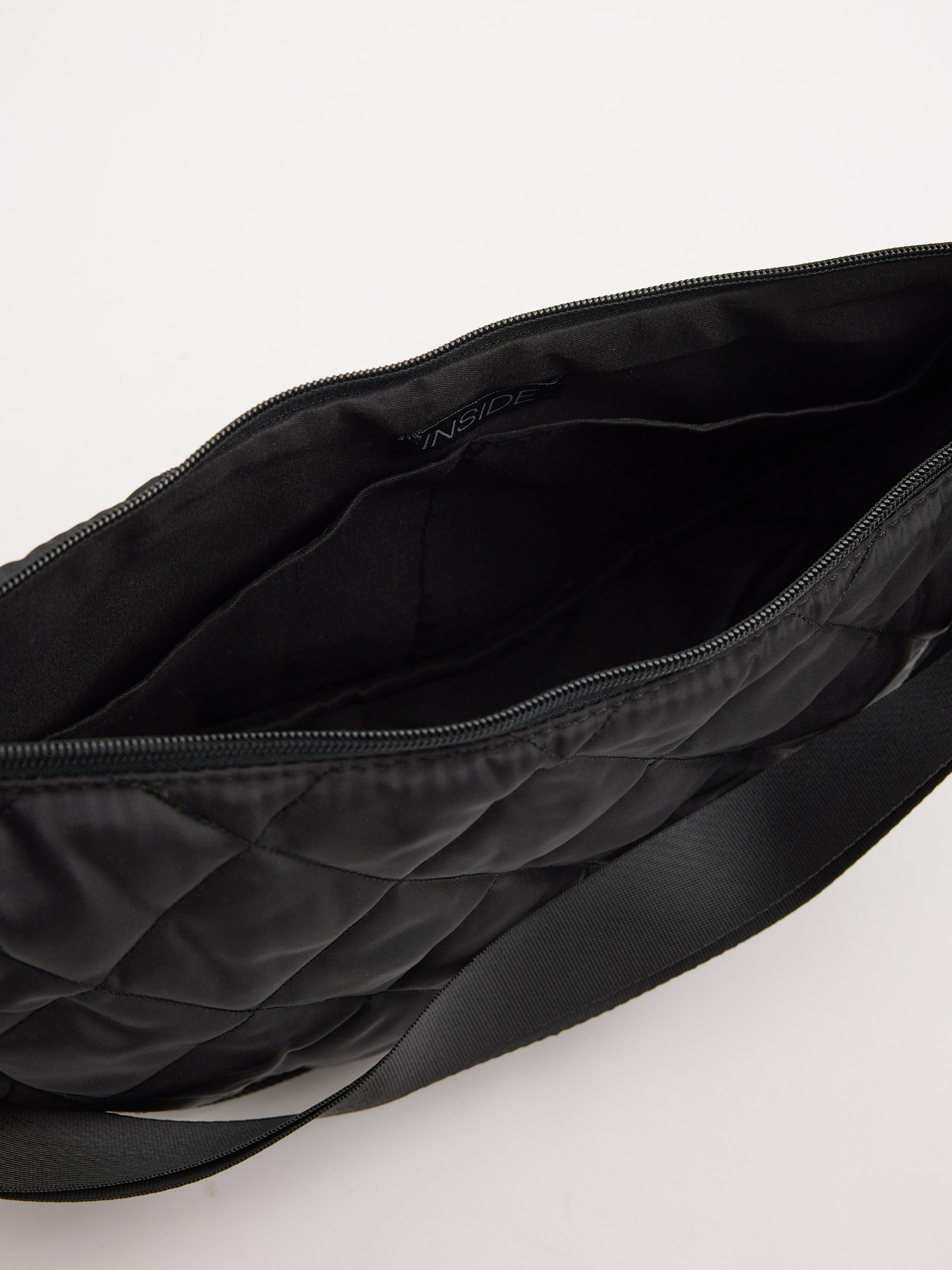 Bolso nylon acolchado negro vista general frontal