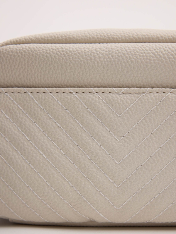 Bolso bandolera efecto piel blanco roto vista interior