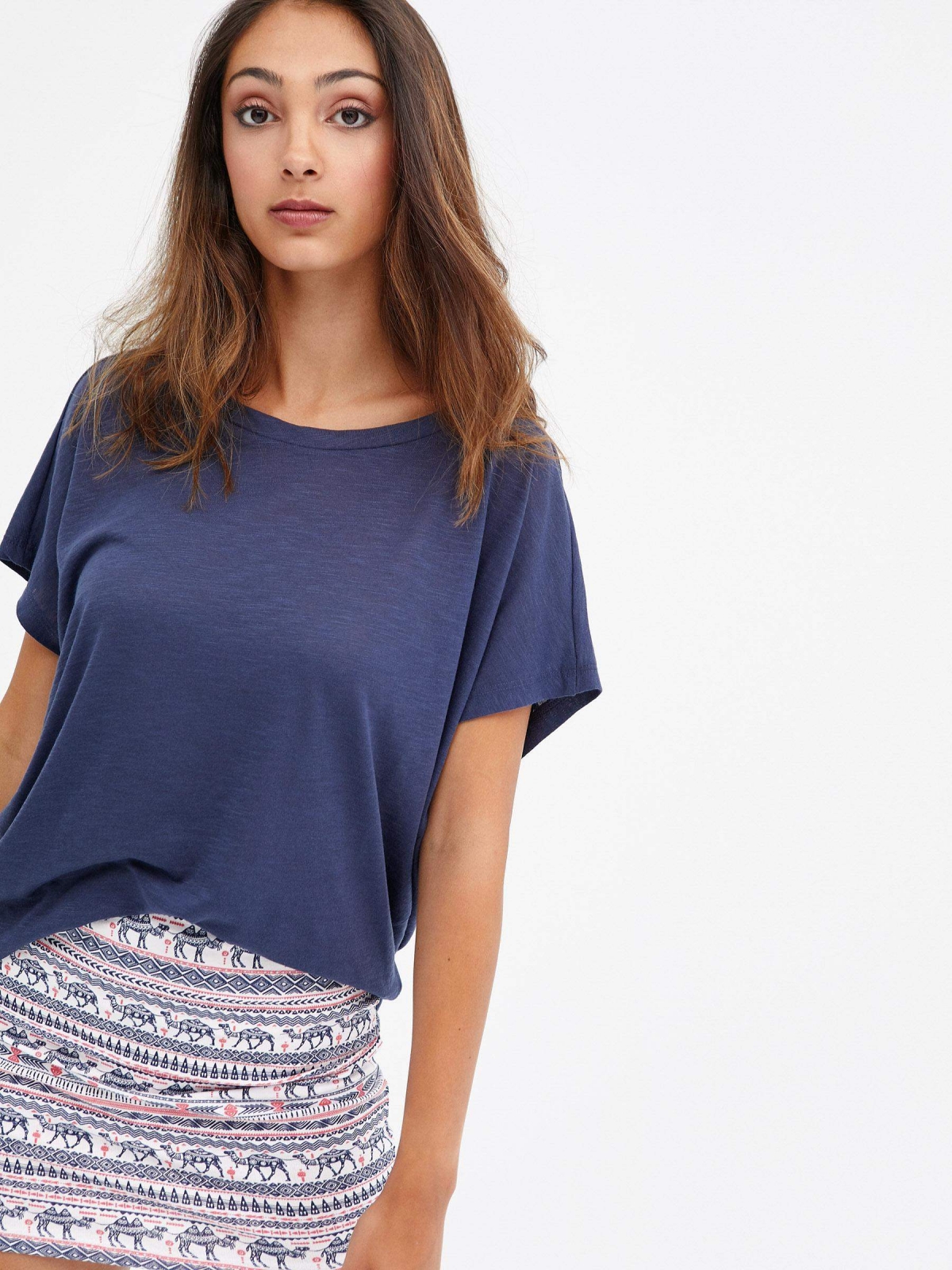 Asymmetric hem shirt navy middle front view