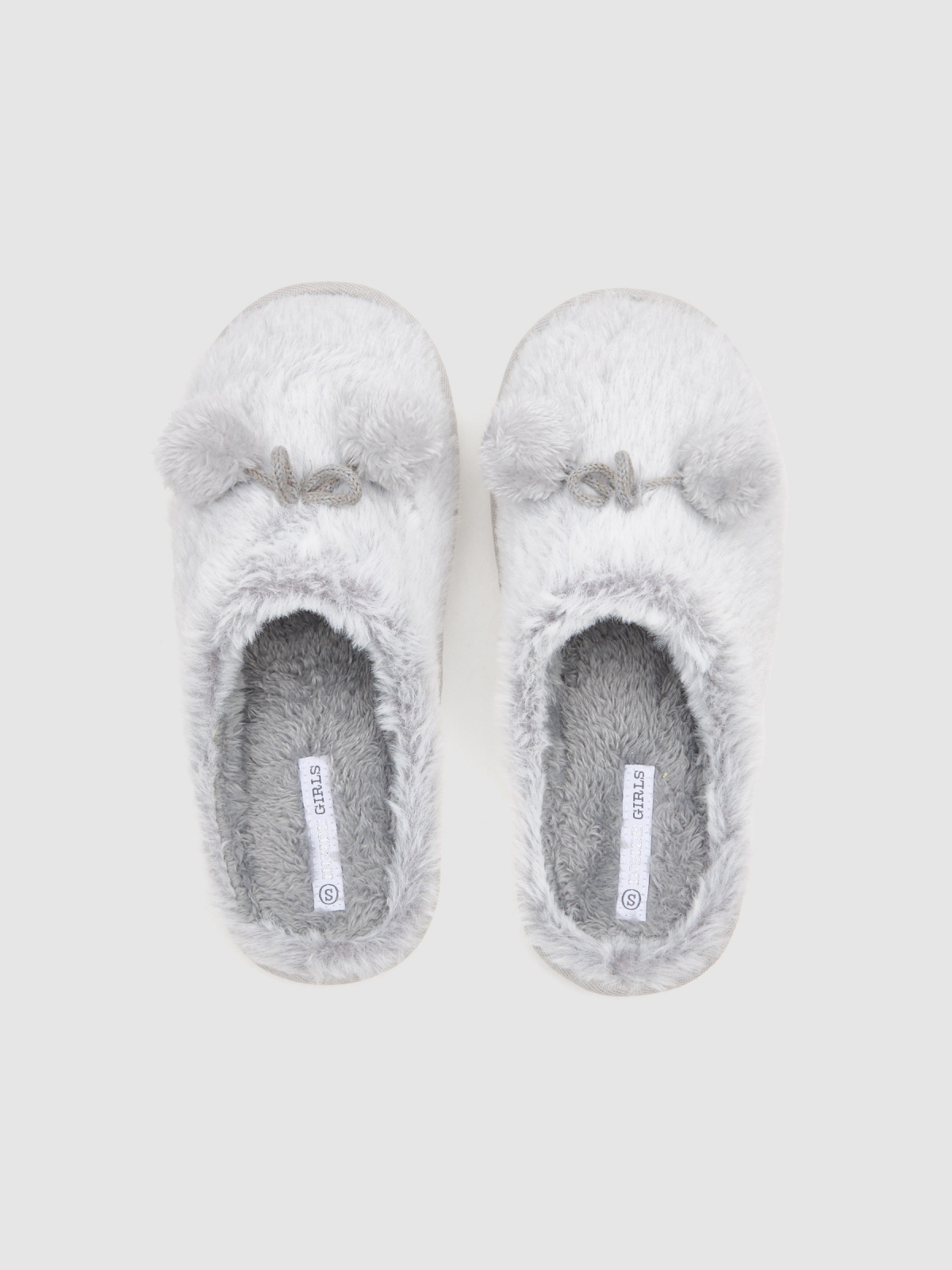 Pantufas de casa pompom off white vista detalhe