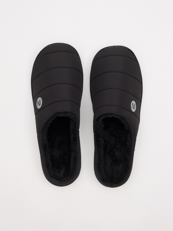 Chinelo de poliamida preto vista detalhe