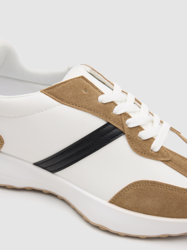 Esportiva casual combinada branco vista detalhe