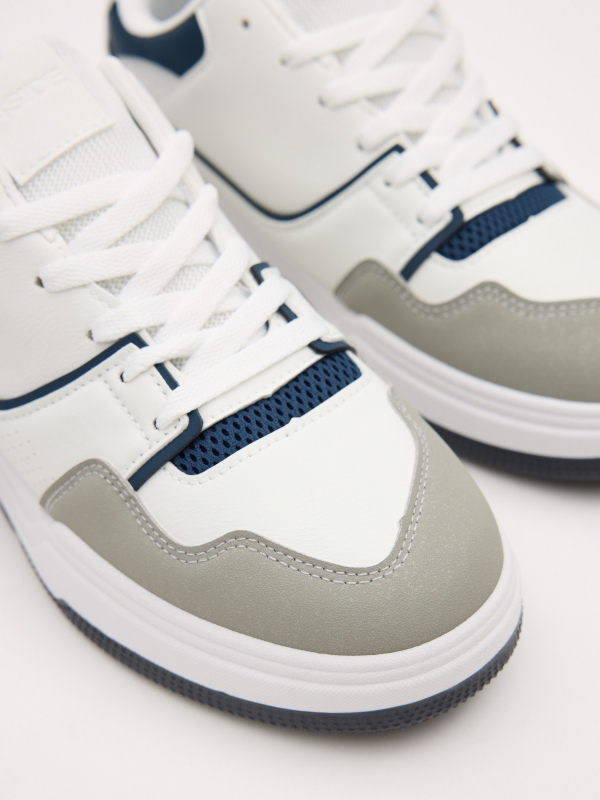 Deportivas skater combinadas blanco vista detalle