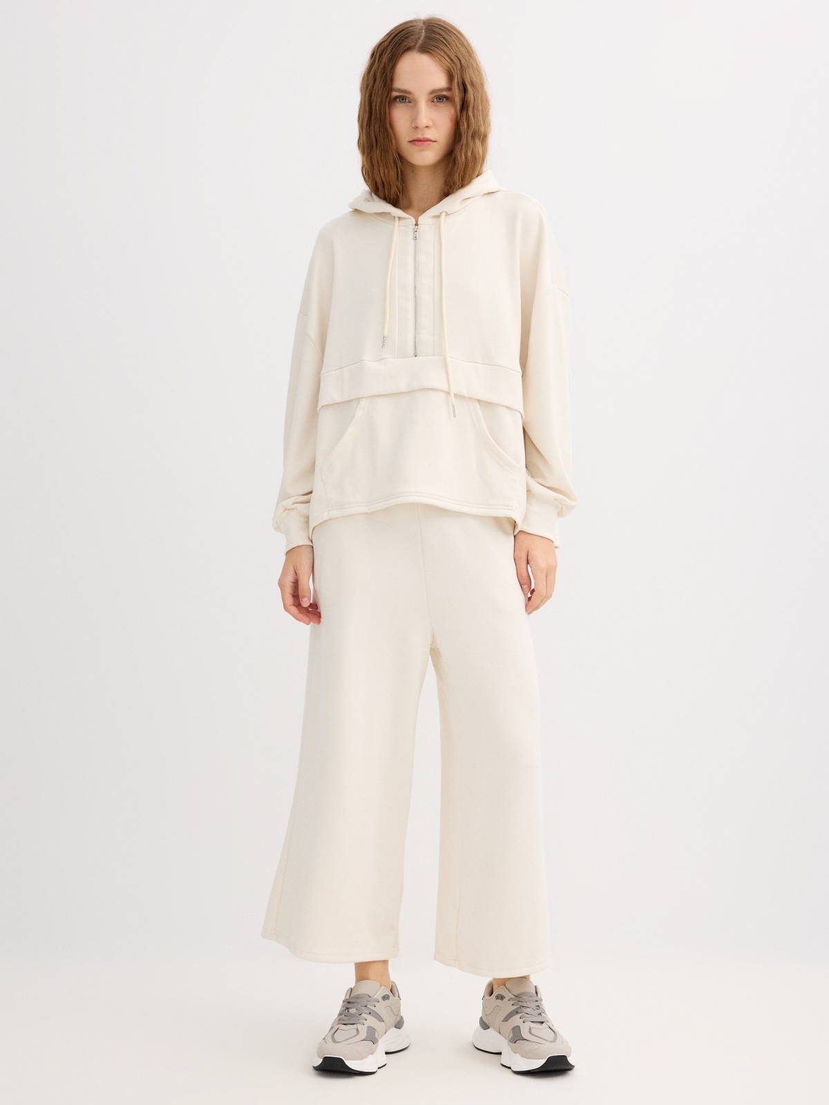 Pantalón chándal wide leg tiro alto blanco roto vista general frontal