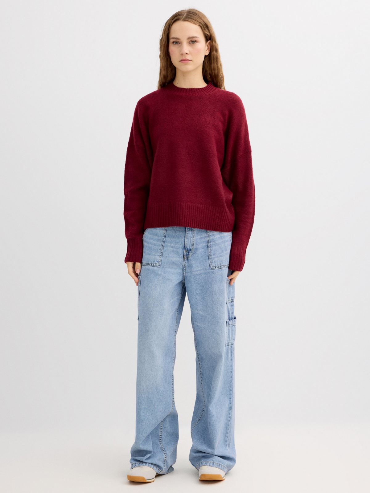 Casual jersey knit round neck garnet front view