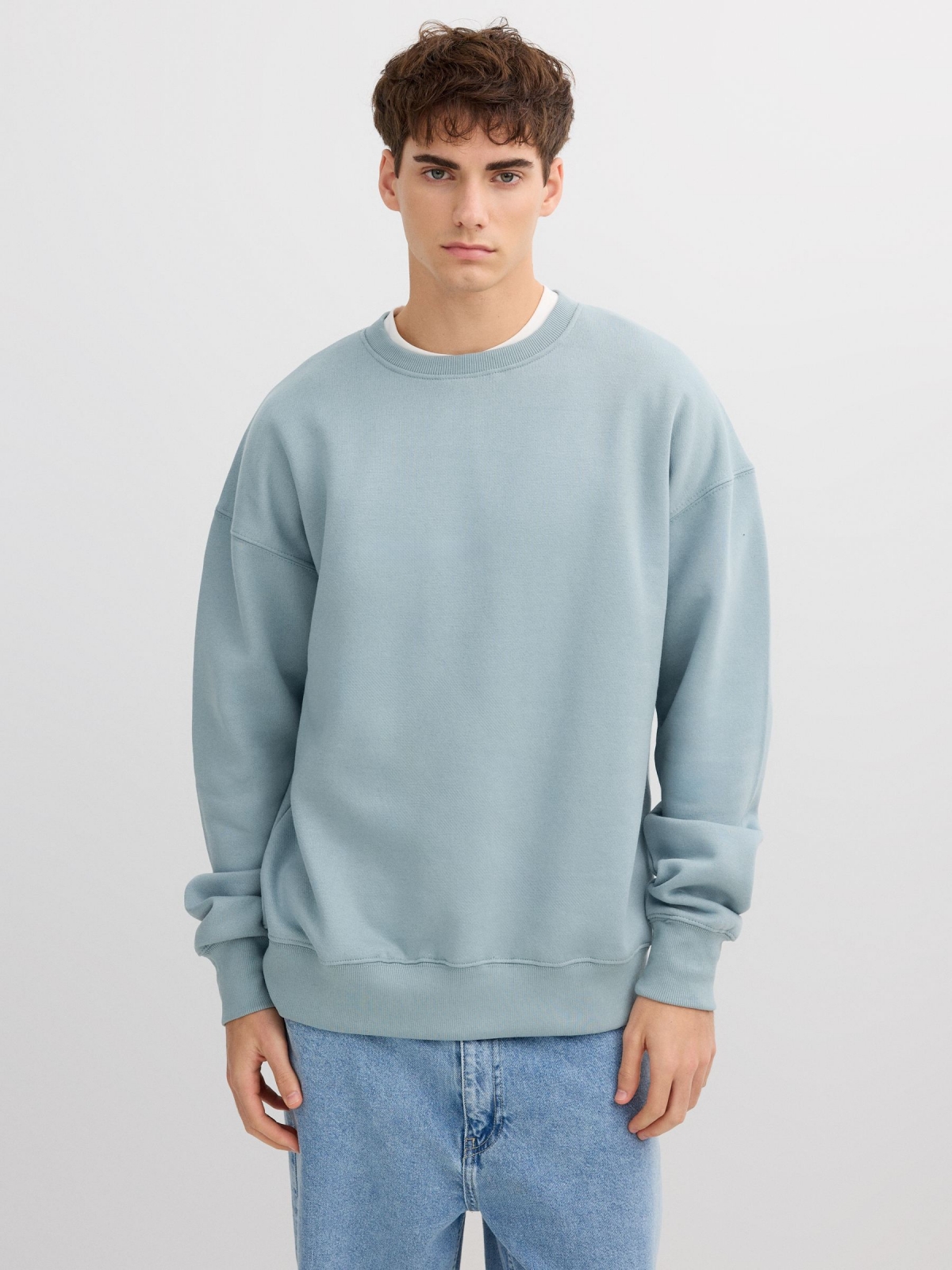 Moletom felpudo oversize azul vista meia frontal