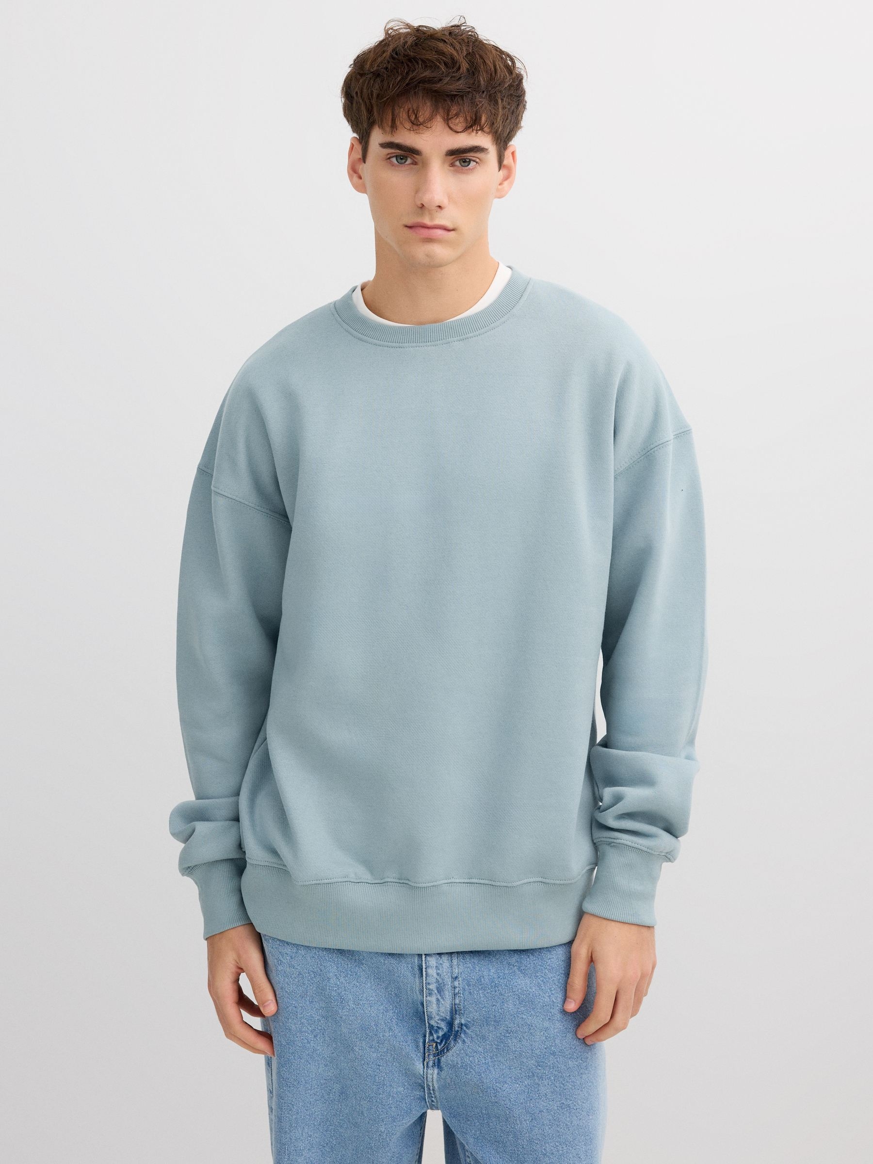 Moletom felpudo oversize azul vista meia frontal