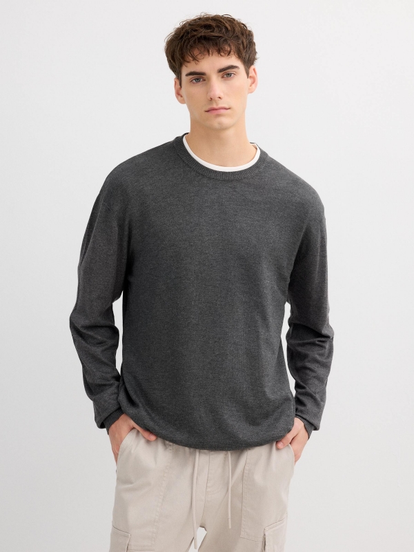 Basic knit round neck jersey dark melange middle front view