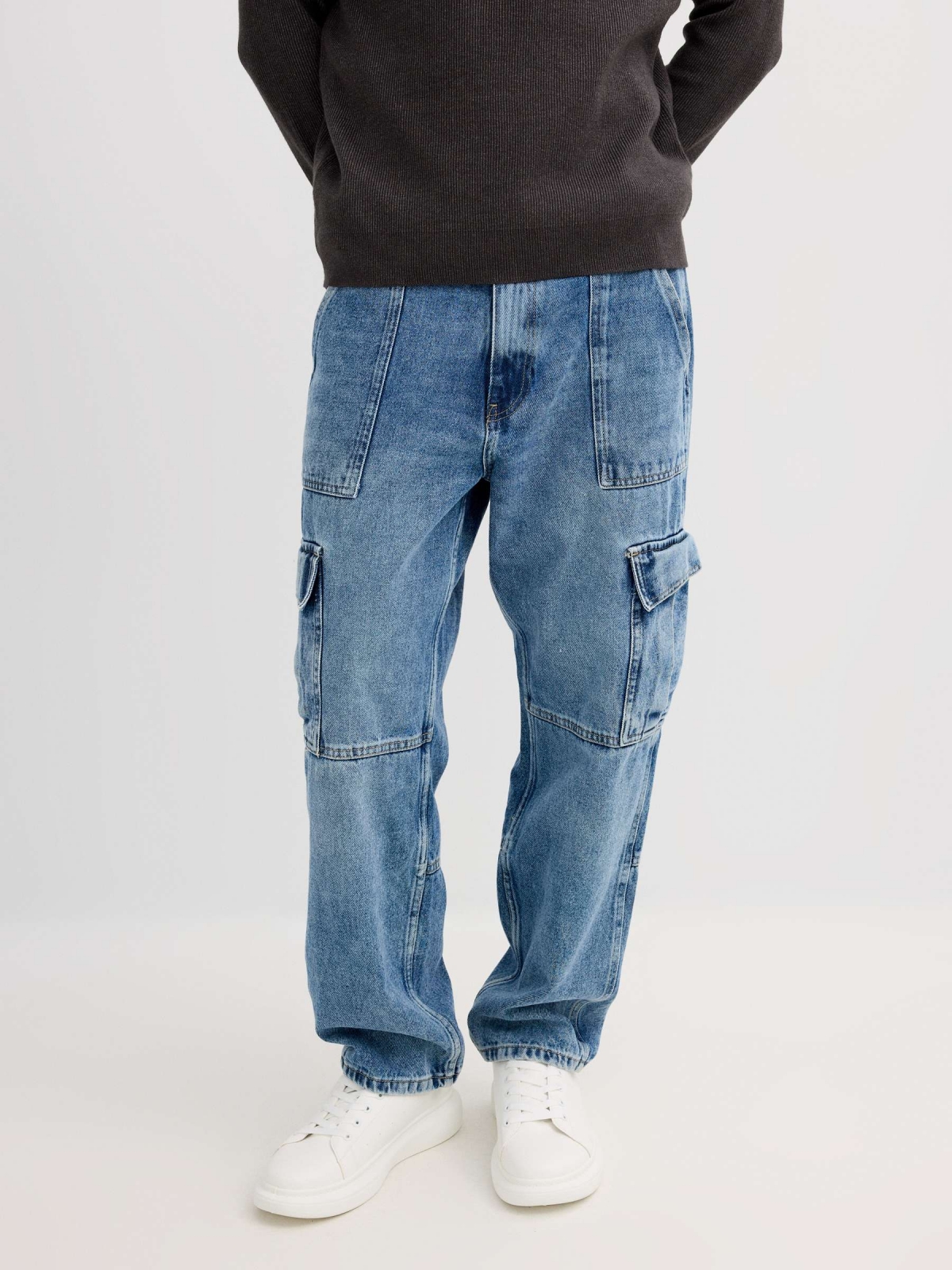 Jeans multi-pocket cargo blue middle front view
