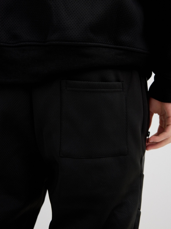 Sports jogger black detail view