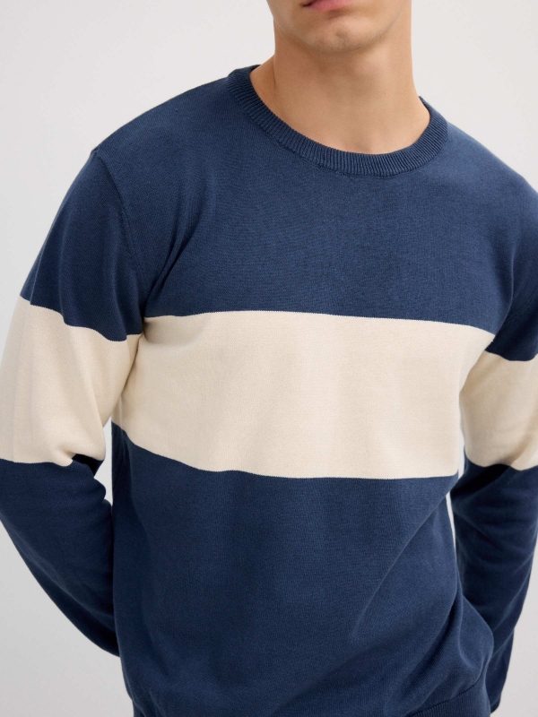 Color block knit sweater petrol blue detail view