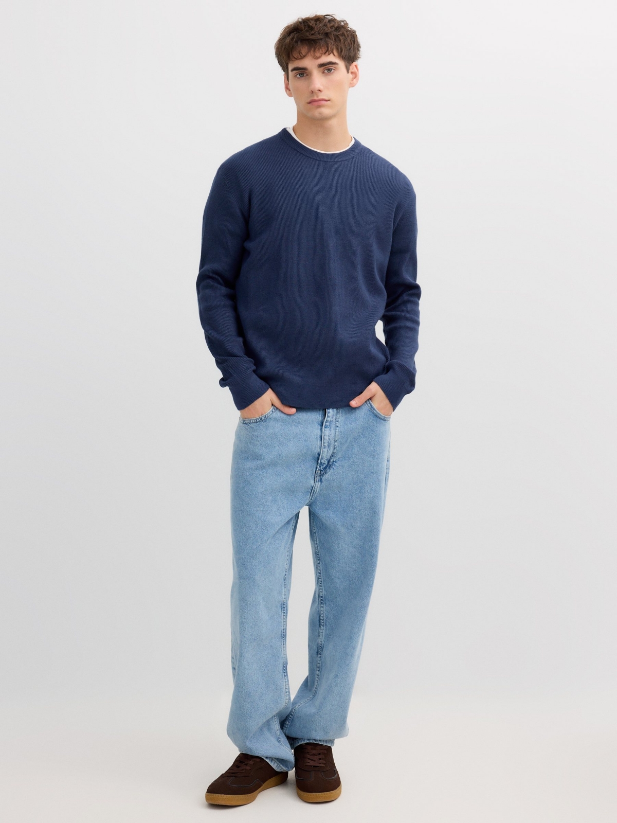 Basic knit round neck sweater navy front view