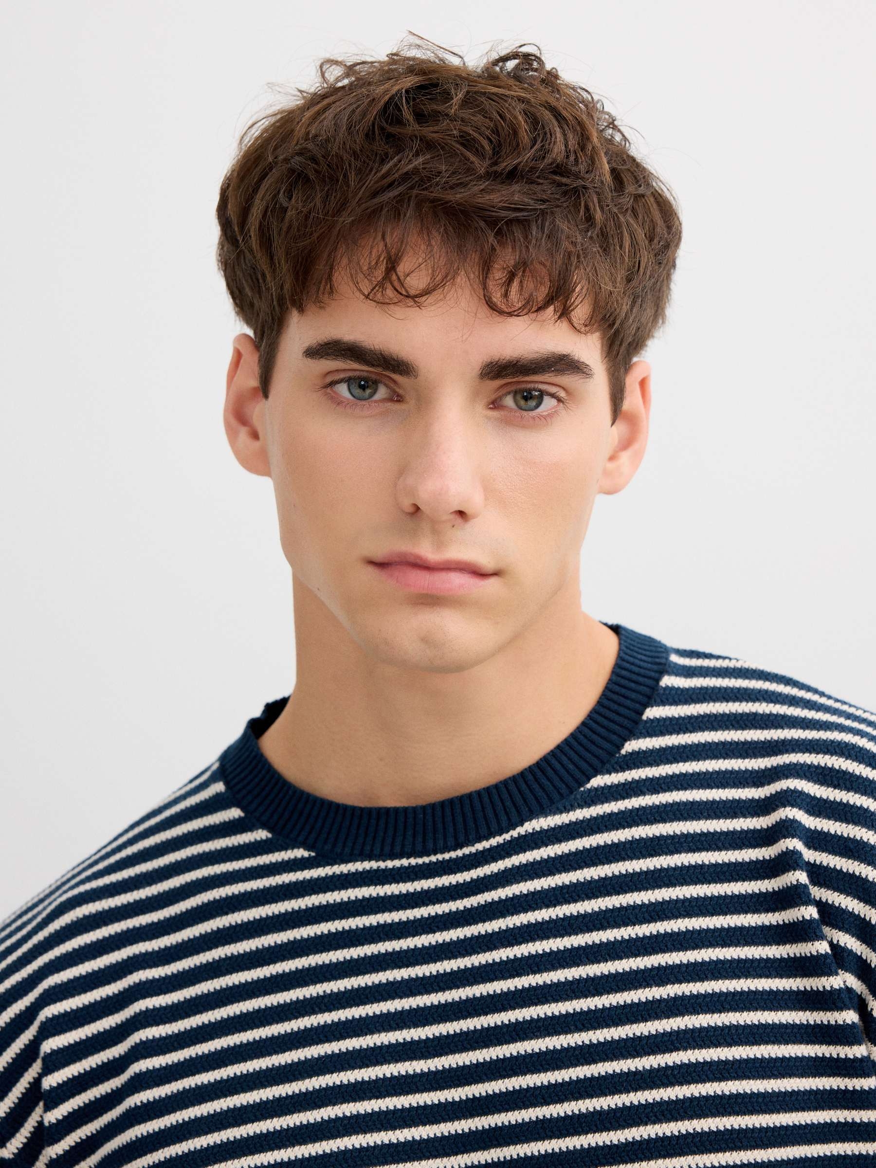 Striped sailor knit sweater navy middle front view