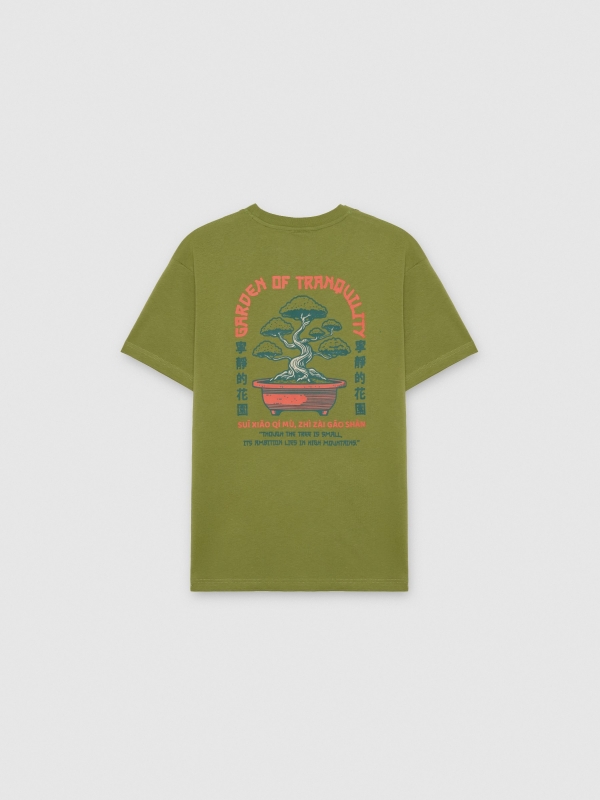 Camiseta verde con estampado japonés verde vista trasera