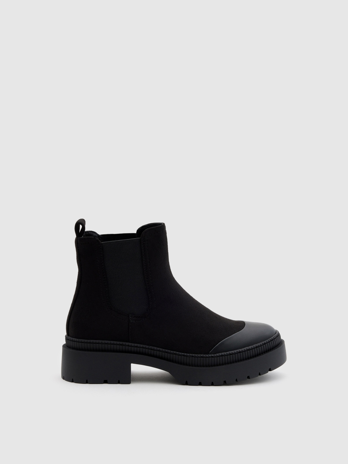 Chelsea ankle boot toe black