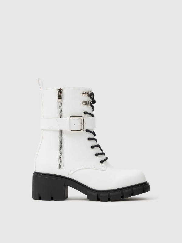 White ankle boot with buckle white