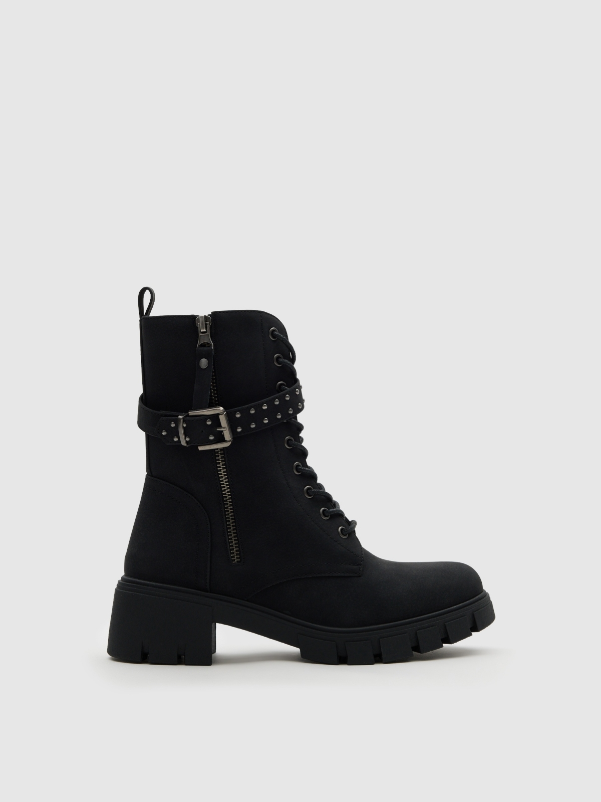 Lace-up studded boot black