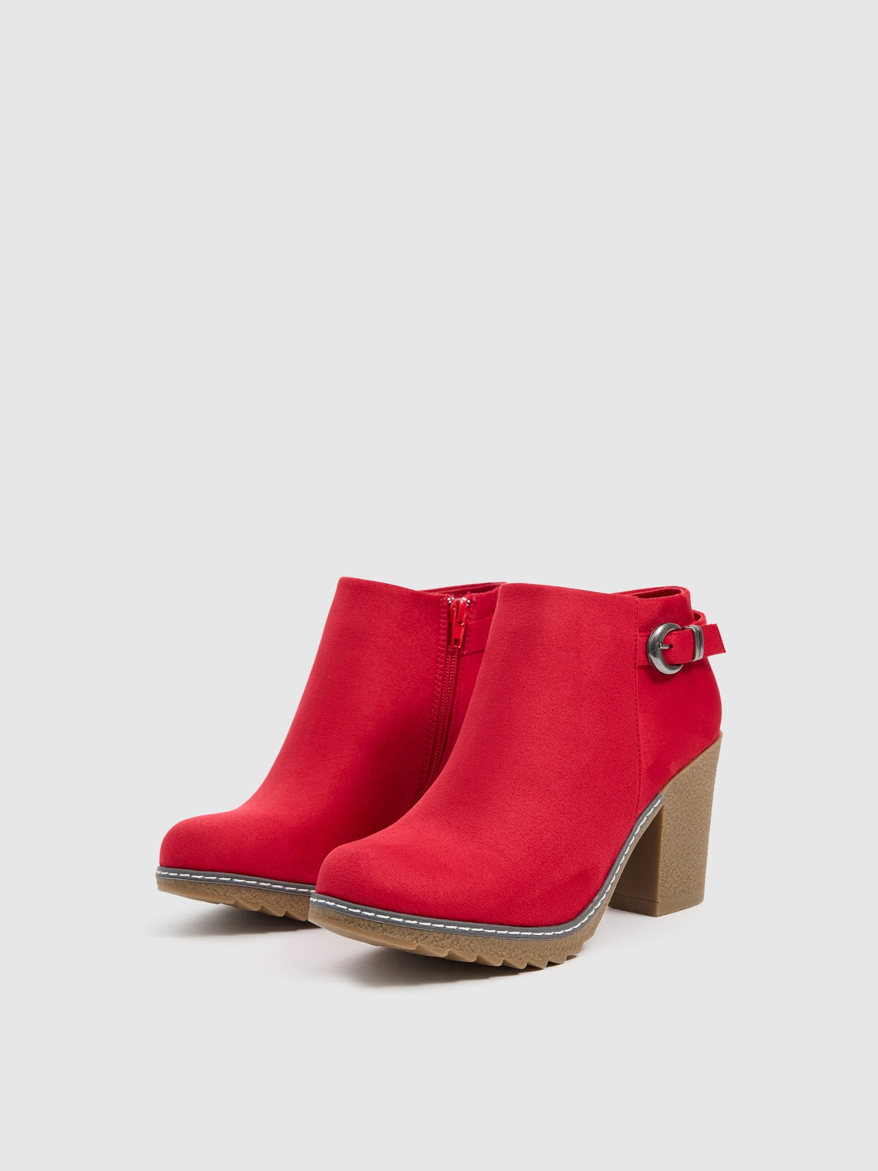 Buckle heel bootie red
