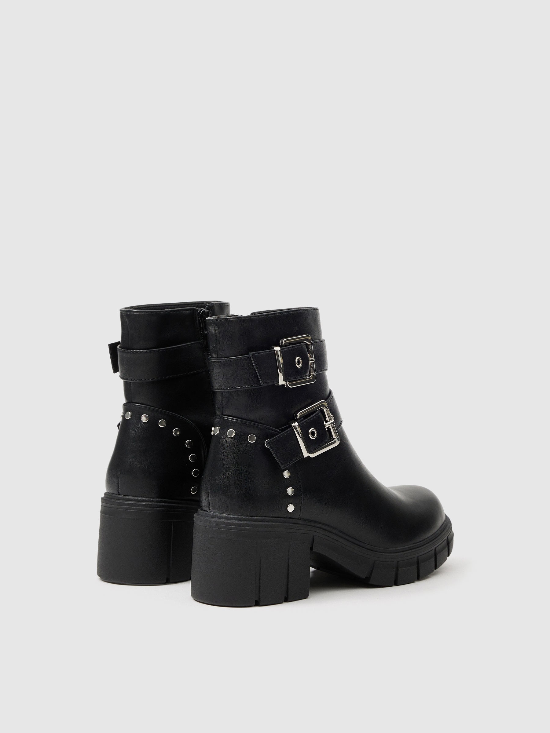 Ankle boot with track sole buckles black
