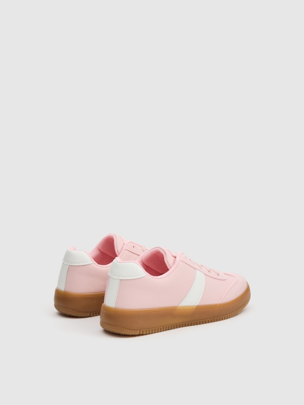 Low platform skater sneakers pink 45º back view