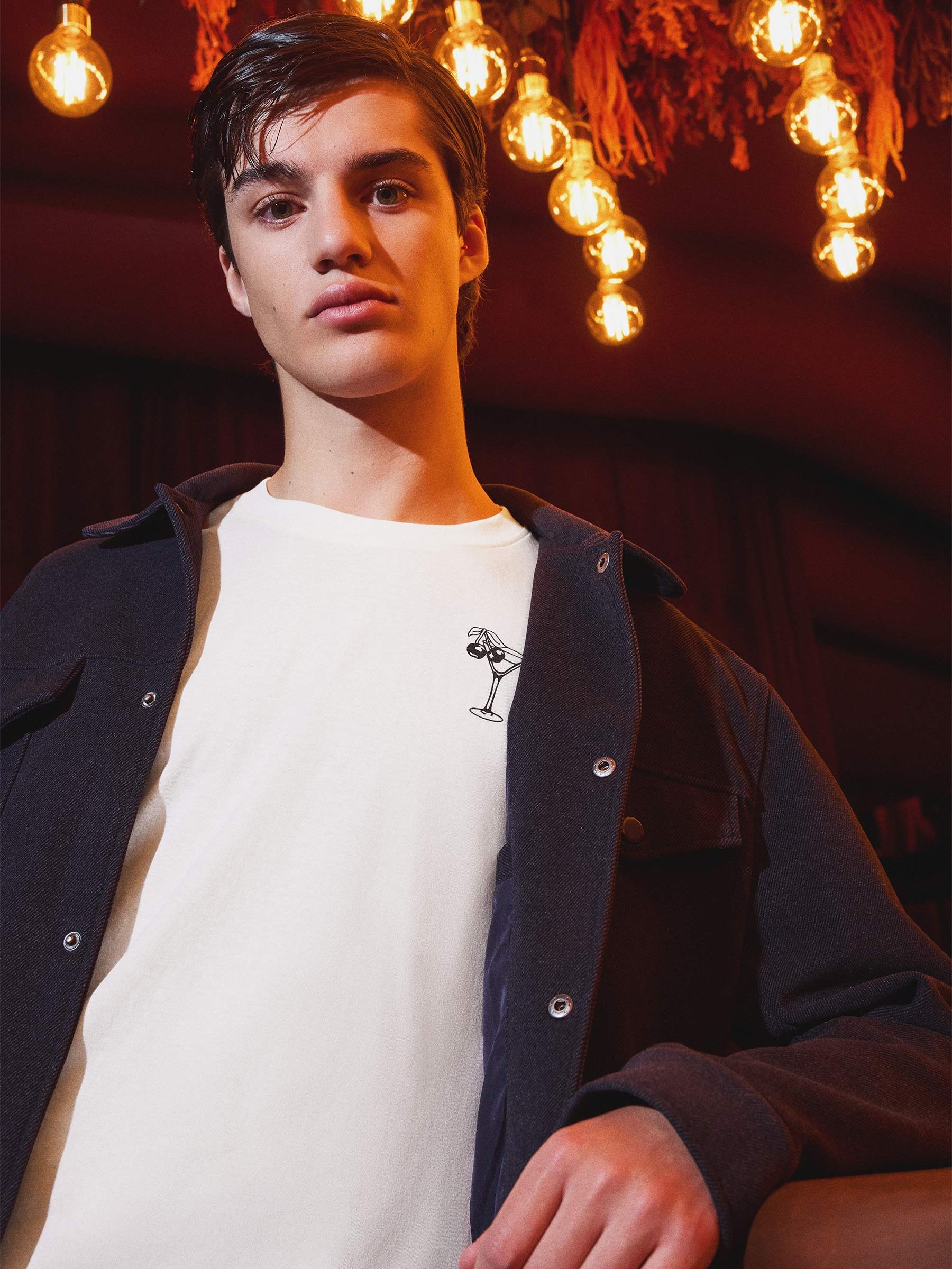 Camiseta estampada The Hamptons off white vista meia frontal