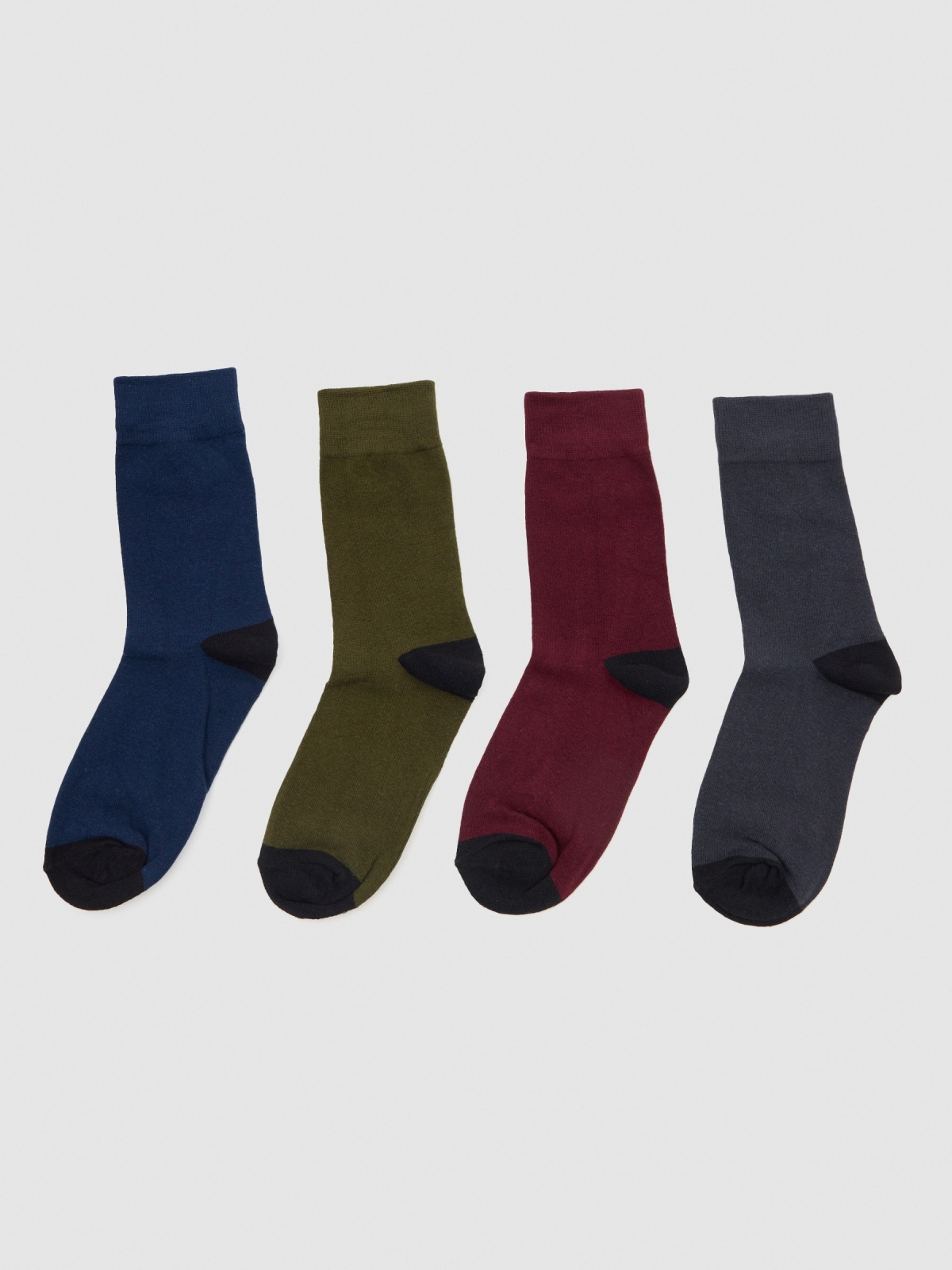 Pack of 4 plain mid-calf socksmiddle front view