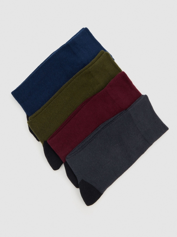 Pack of 4 plain mid-calf socksfront view