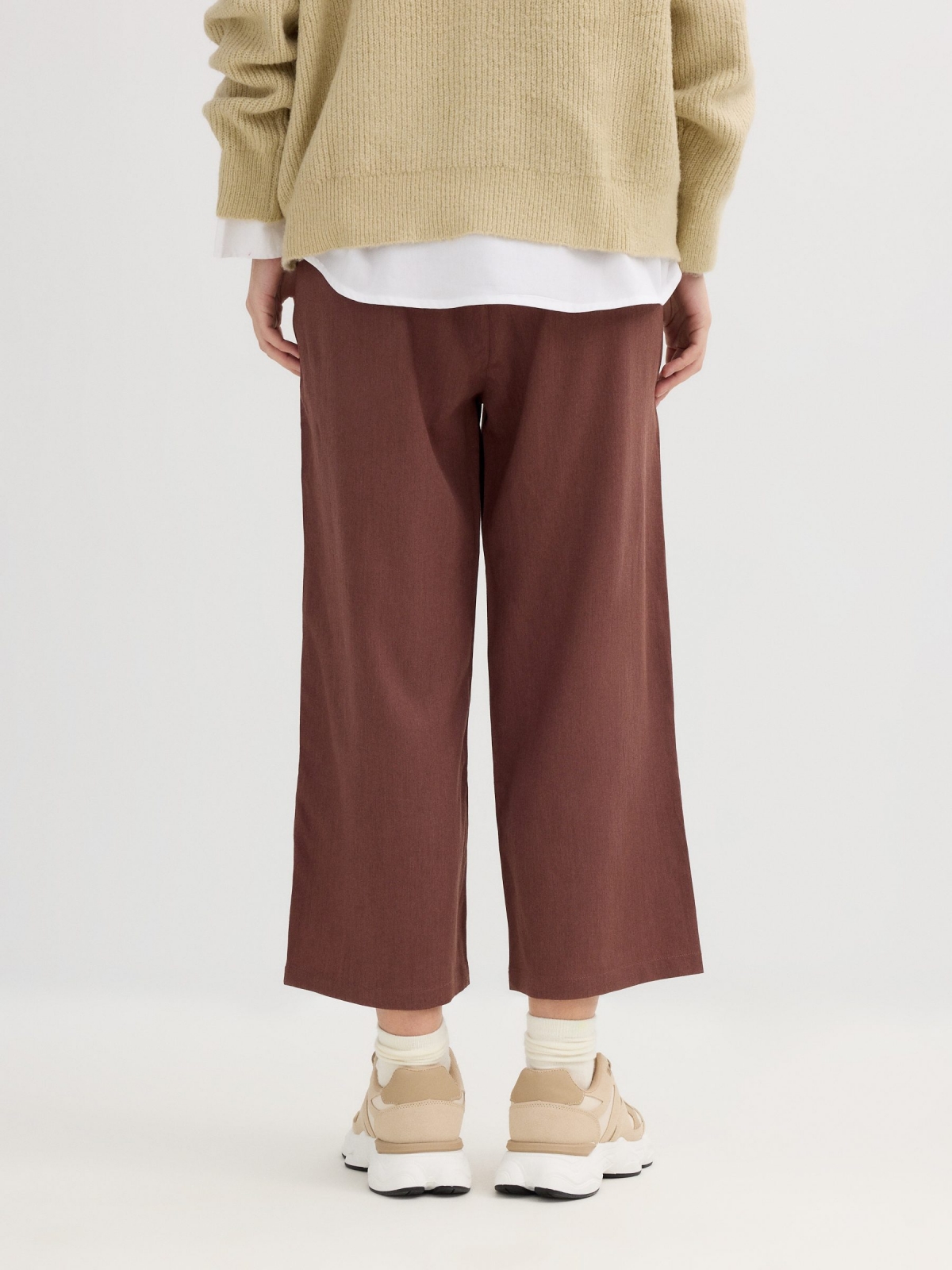 High-waisted culotte brown middle back view