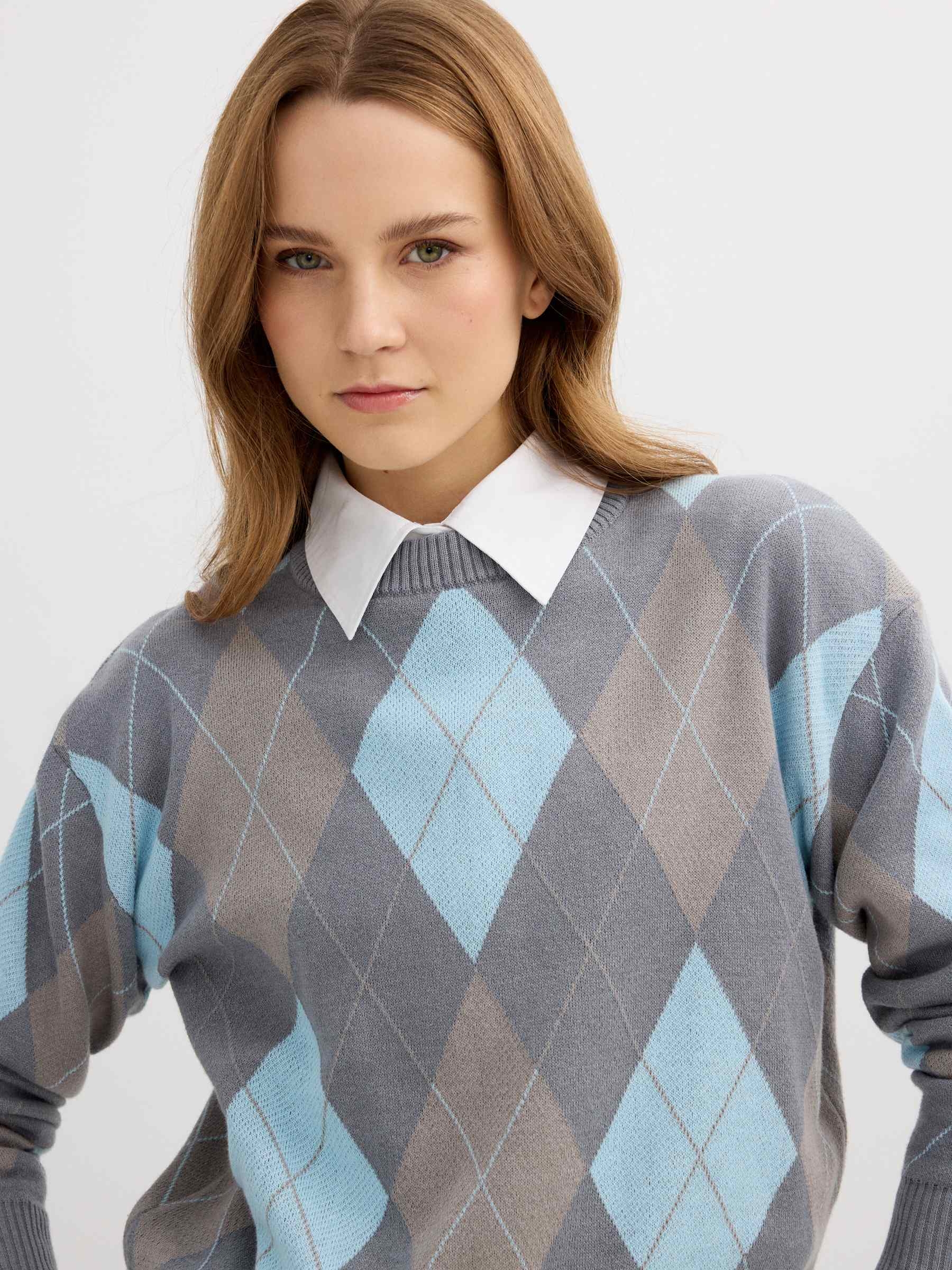 Jacquard argyle sweater grey middle front view