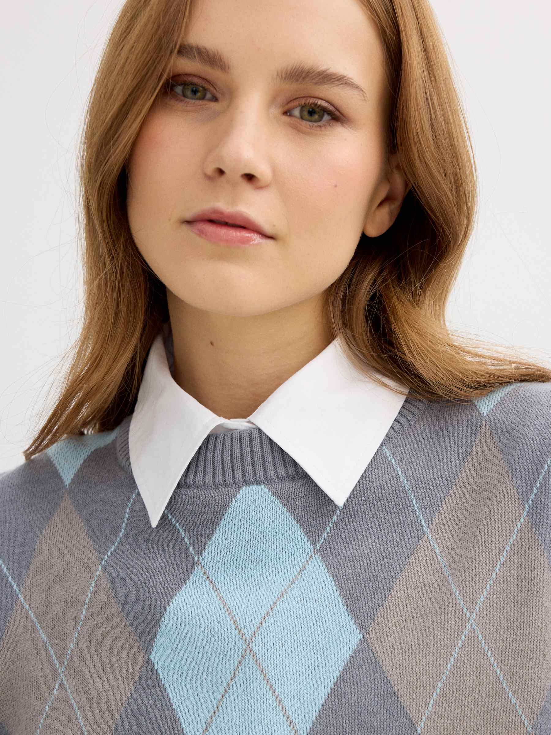 Jacquard argyle sweater grey middle front view