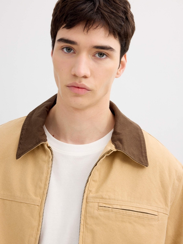 Zipper jacket beige detail view