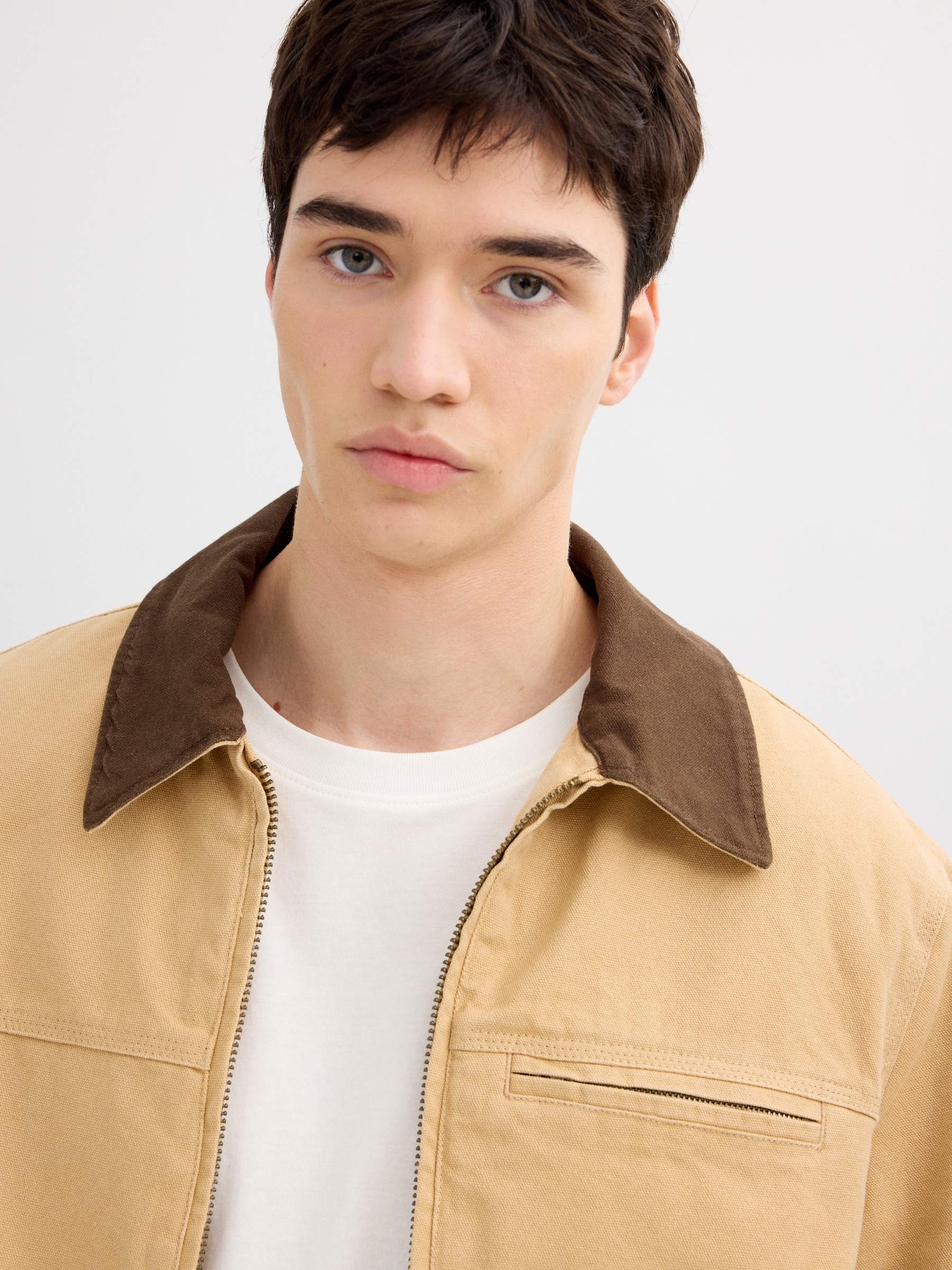 Zipper jacket beige middle front view