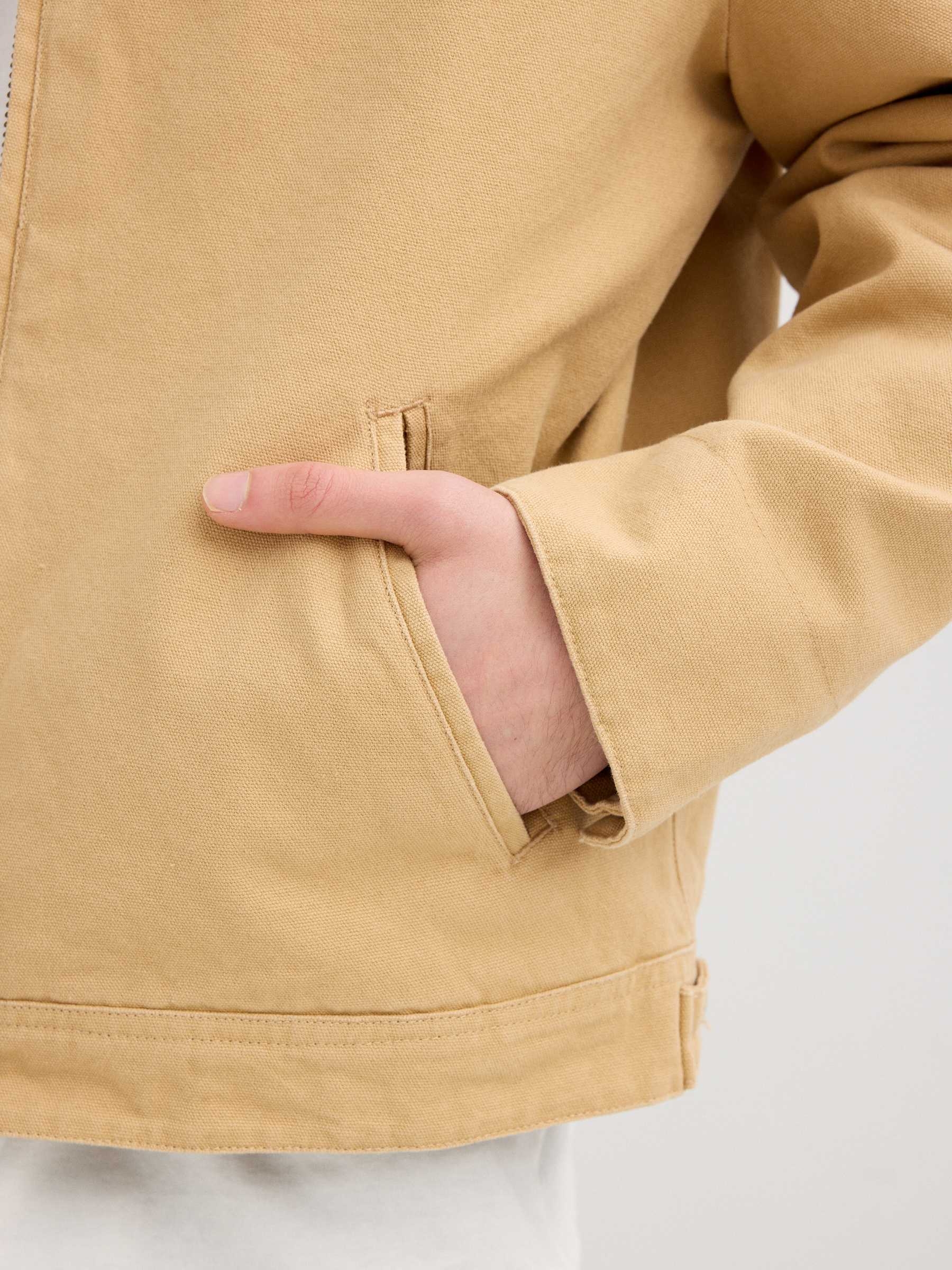 Zipper jacket beige middle front view