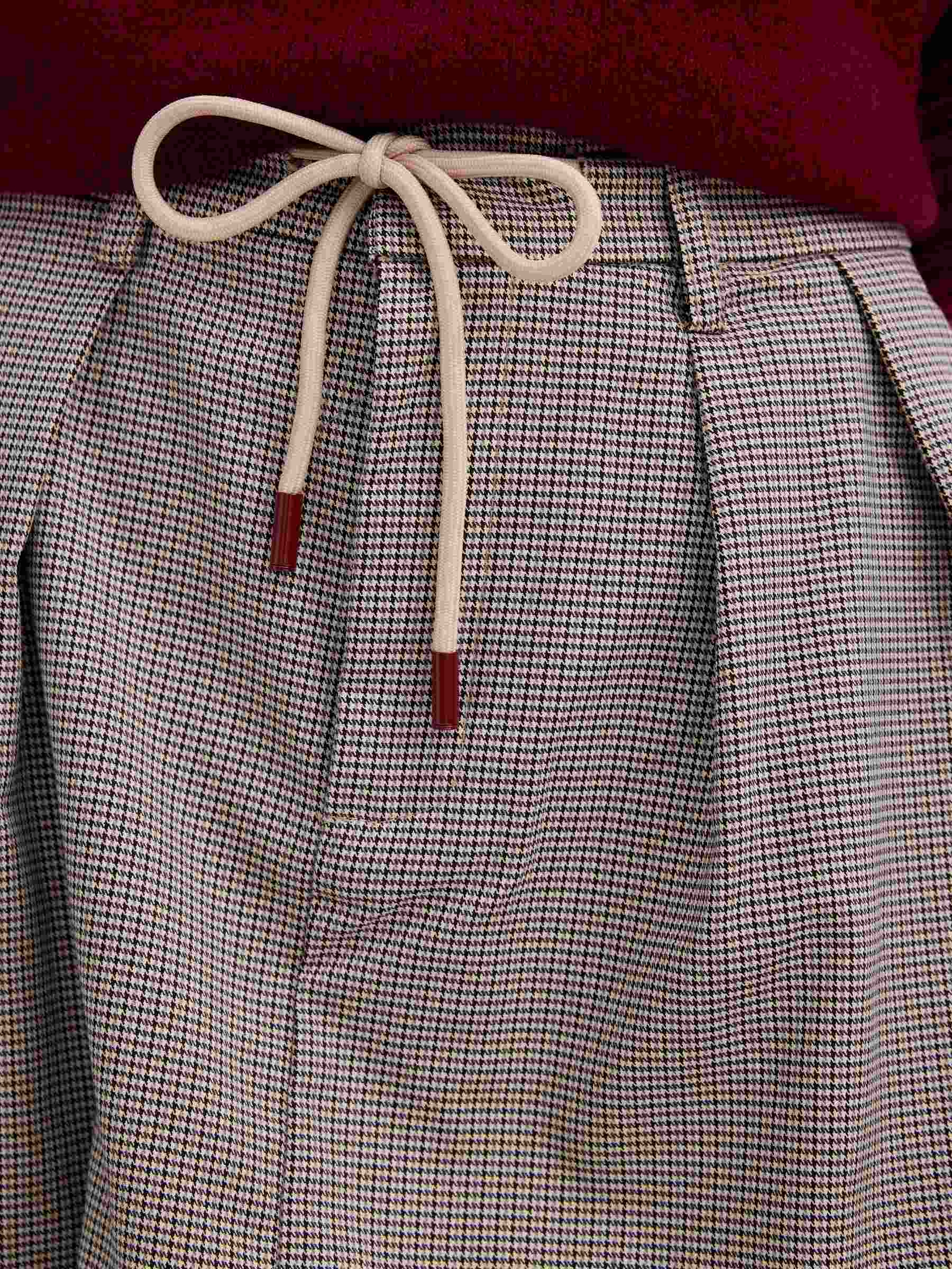 Houndstooth mini bubble skirt multicolor middle front view