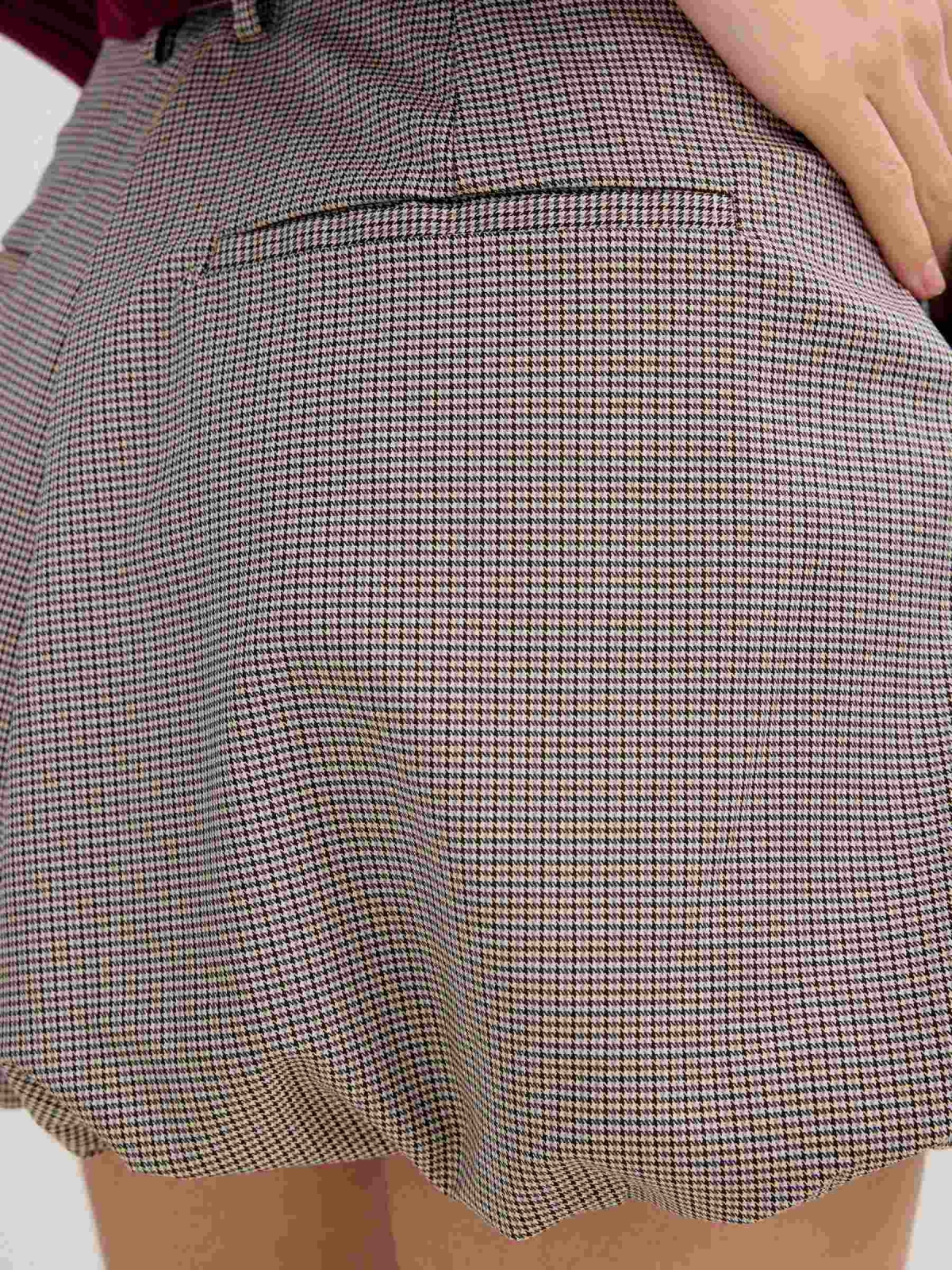 Falda mini globo pata de gallo multicolor vista detalle