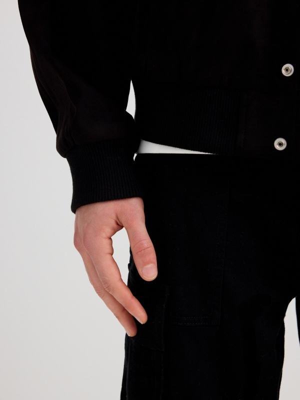 Regular chino cargo pants black detail view