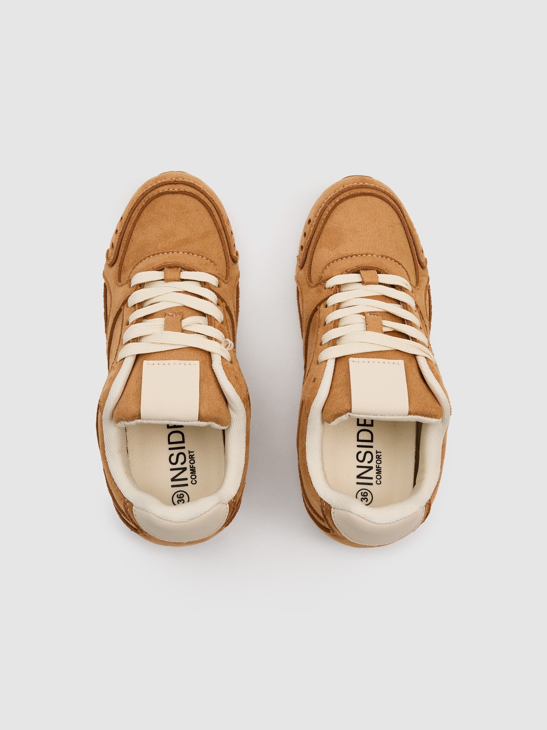 Casual sports sneaker raw