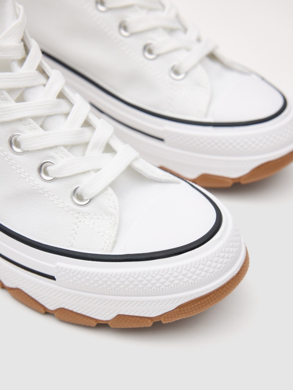 Canvas platform boot white detail view