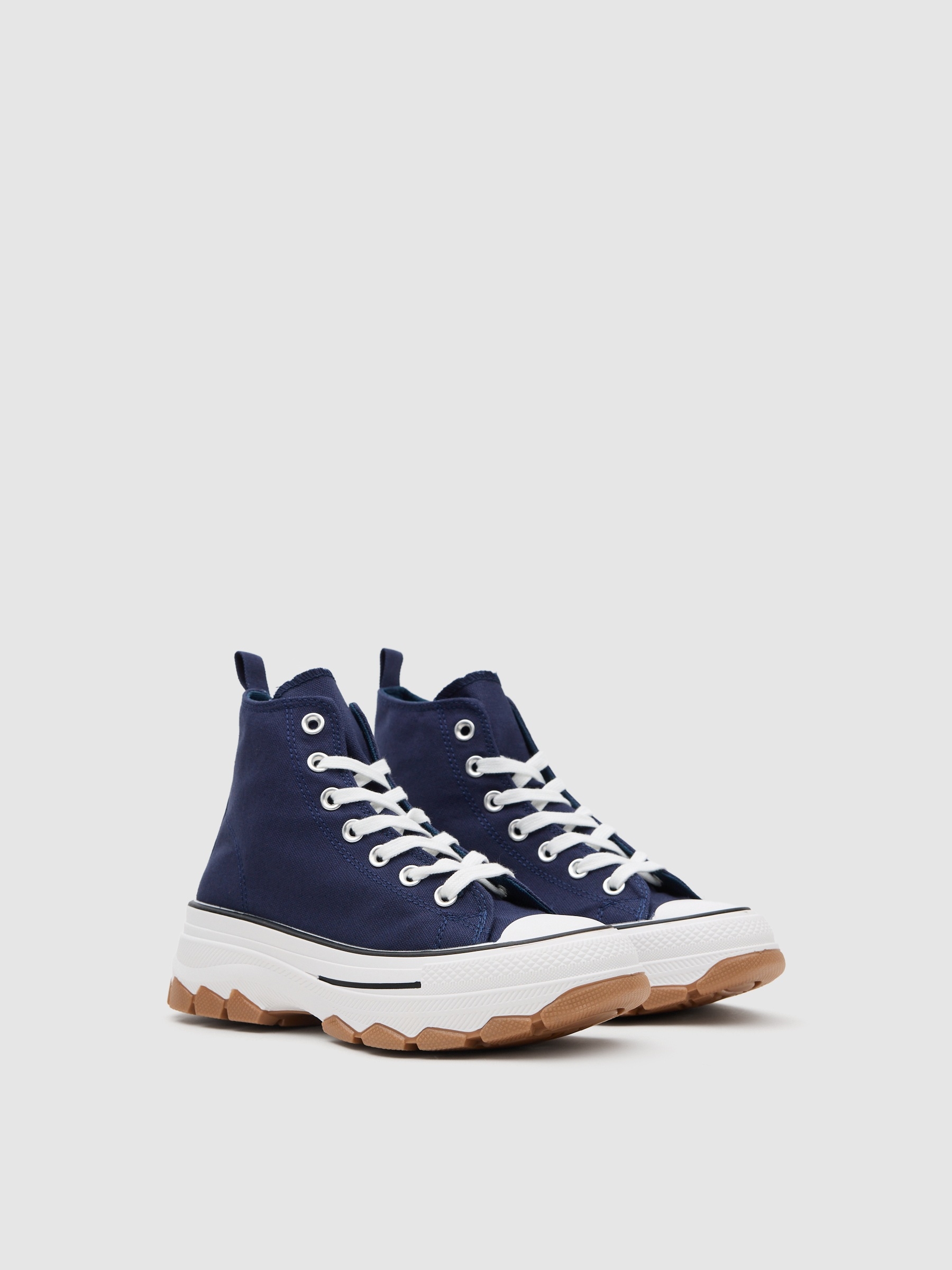 Blue canvas boot blue