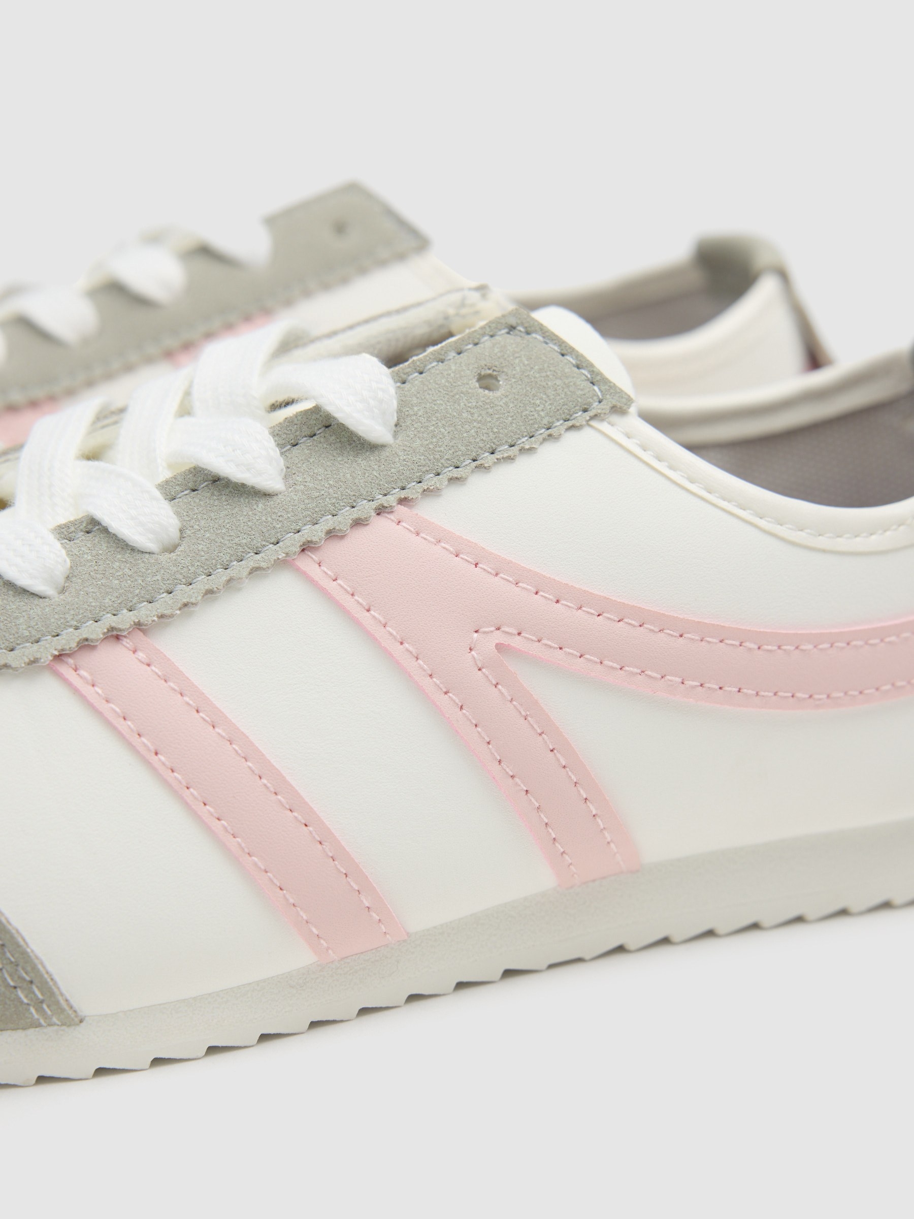 Combined faux leather sportswear white