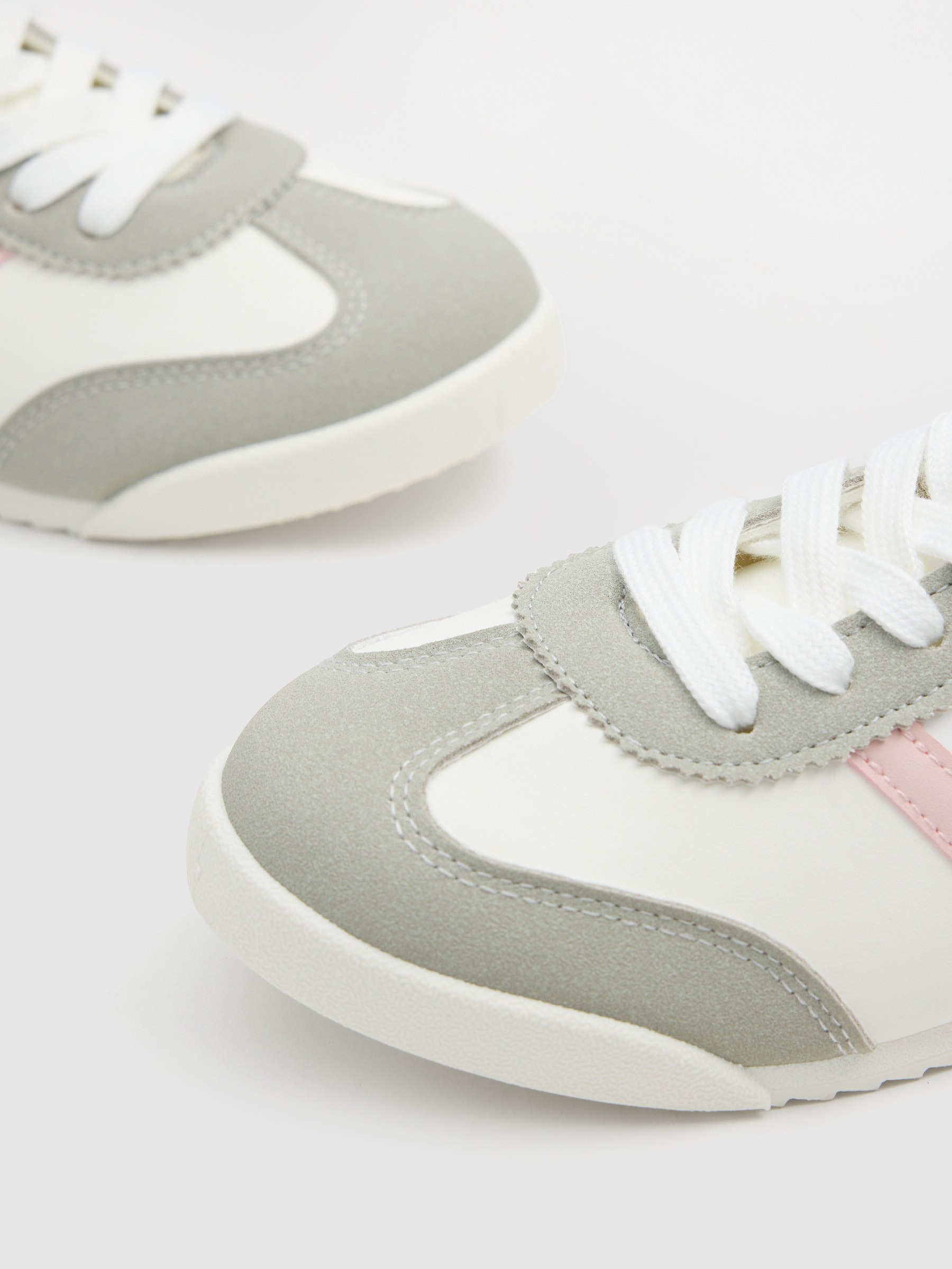 Combined faux leather sportswear white